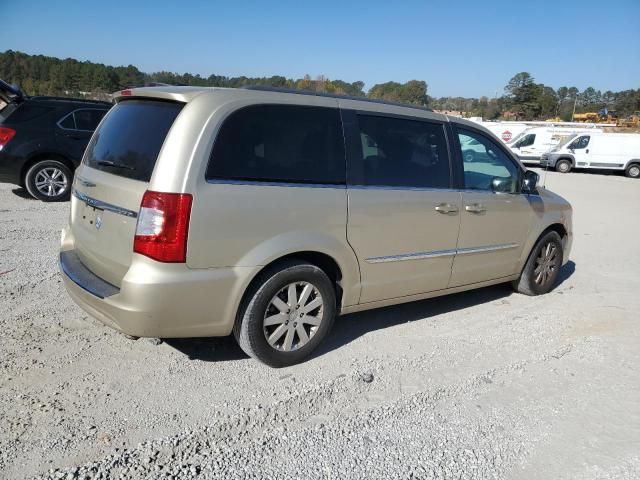 2011 Chrysler Town & Country Touring L