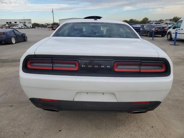 2015 Dodge Challenger SXT