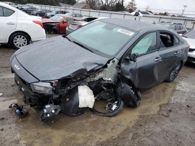 2023 KIA Forte GT Line