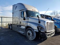 Salvage cars for sale from Copart Mcfarland, WI: 2016 Freightliner Cascadia 125