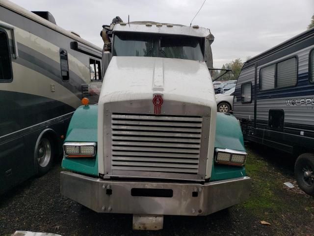 1999 Kenworth Construction T600