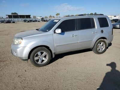 Salvage cars for sale from Copart Bakersfield, CA: 2009 Honda Pilot EXL