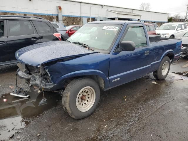 2000 Chevrolet S Truck S10