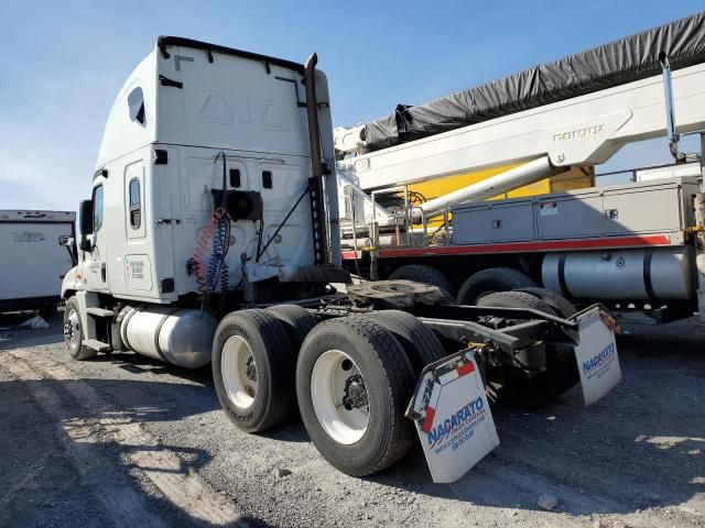 2012 Freightliner Cascadia 125