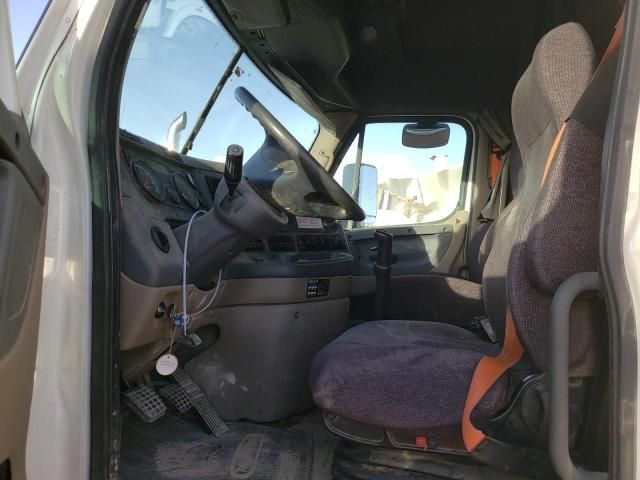 2015 Freightliner Cascadia 125