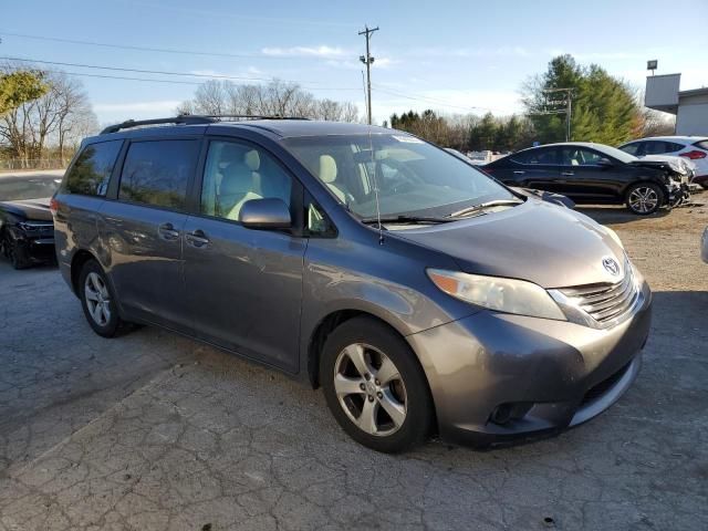 2011 Toyota Sienna LE