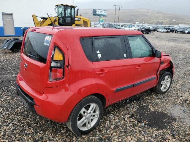 2011 KIA Soul +