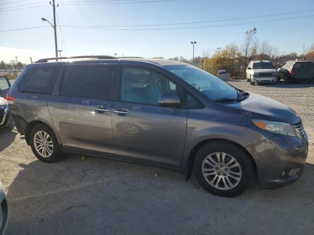 2011 Toyota Sienna XLE