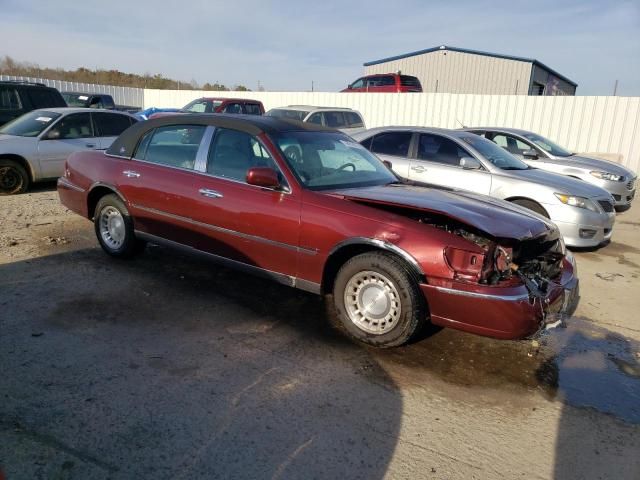 2000 Lincoln Town Car Executive