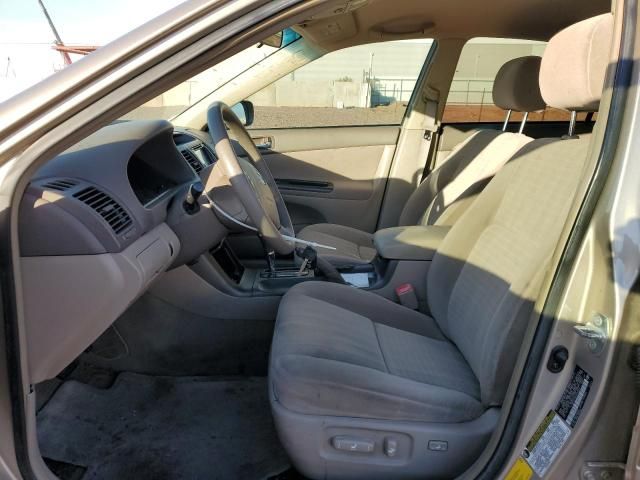 2005 Toyota Camry LE