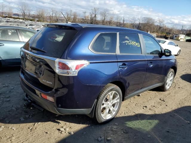 2014 Mitsubishi Outlander SE