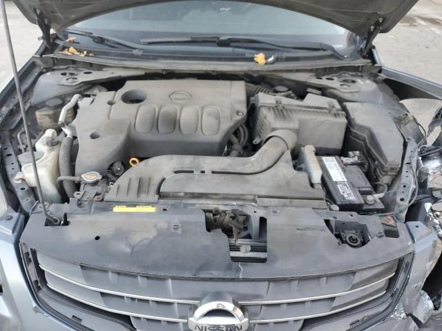 2010 Nissan Altima Base