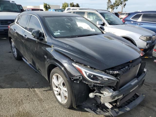 2017 Infiniti QX30 Base