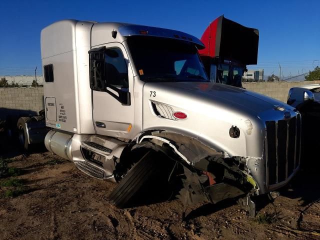 2015 Peterbilt 579