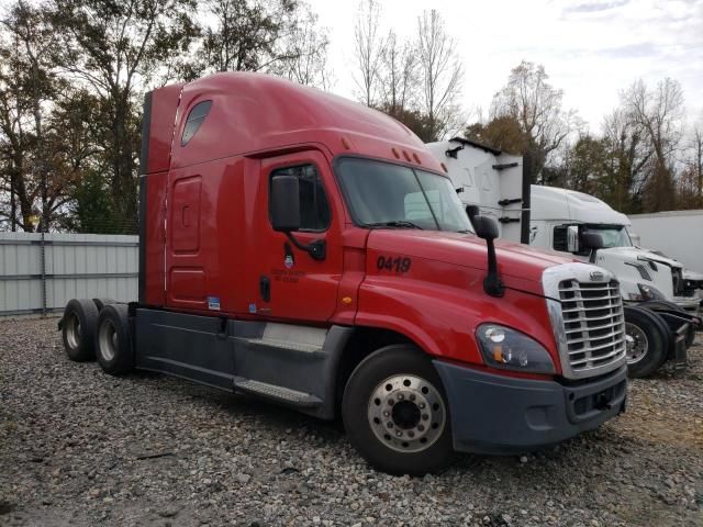 2016 Freightliner Cascadia 125