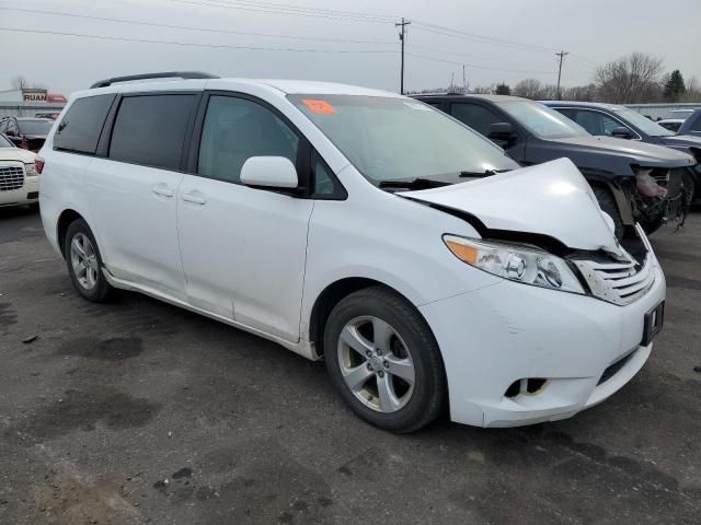 2015 Toyota Sienna LE