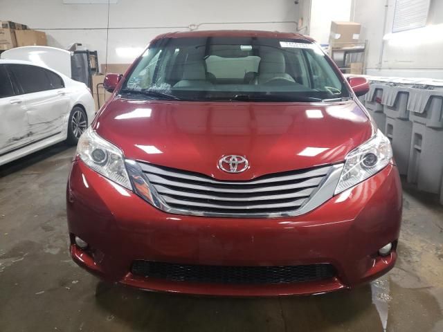 2011 Toyota Sienna XLE