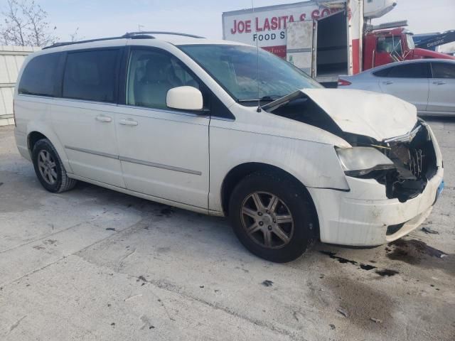 2010 Chrysler Town & Country Touring