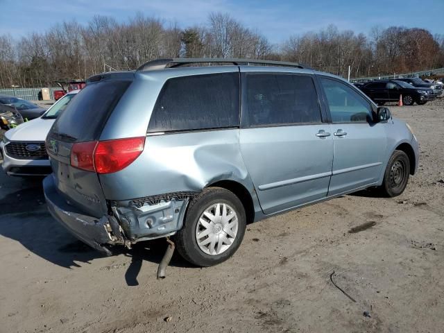 2007 Toyota Sienna CE