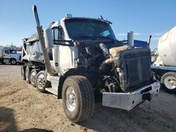 Salvage trucks for sale at Kansas City, KS auction: 2018 Kenworth Construction T880