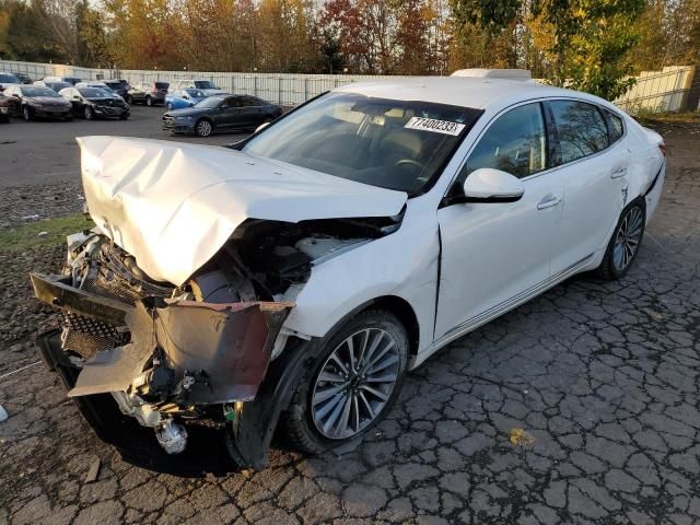 2017 KIA Cadenza Premium