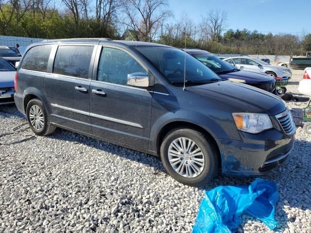 2013 Chrysler Town & Country Touring L