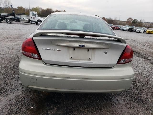 2004 Ford Taurus SE