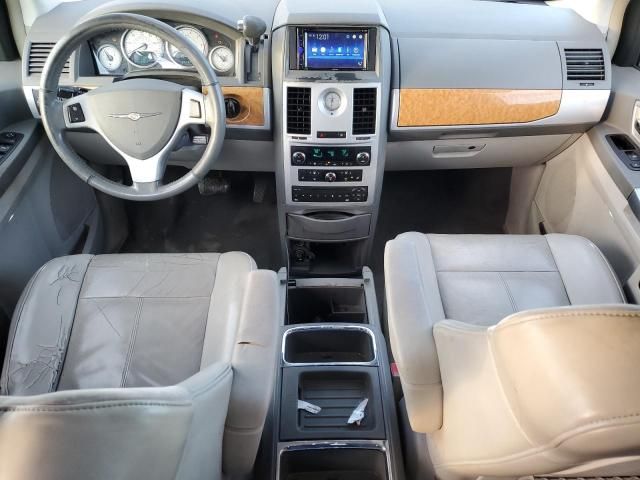 2008 Chrysler Town & Country Limited