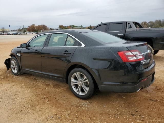 2018 Ford Taurus SEL