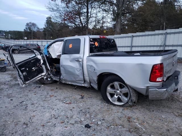 2015 Dodge RAM 1500 SLT