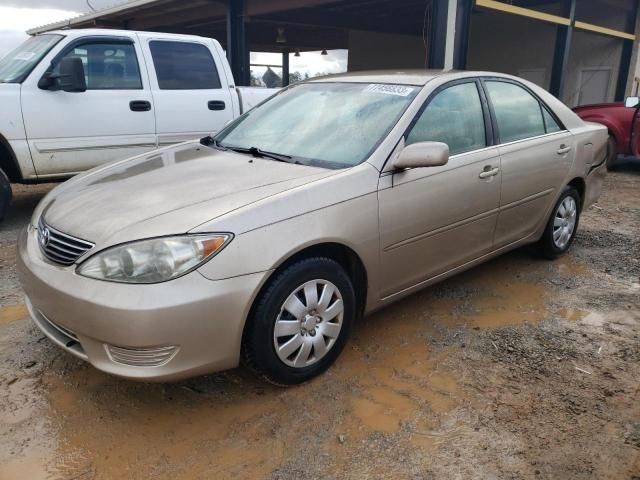 2005 Toyota Camry LE