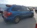 2005 Chrysler Town & Country Touring