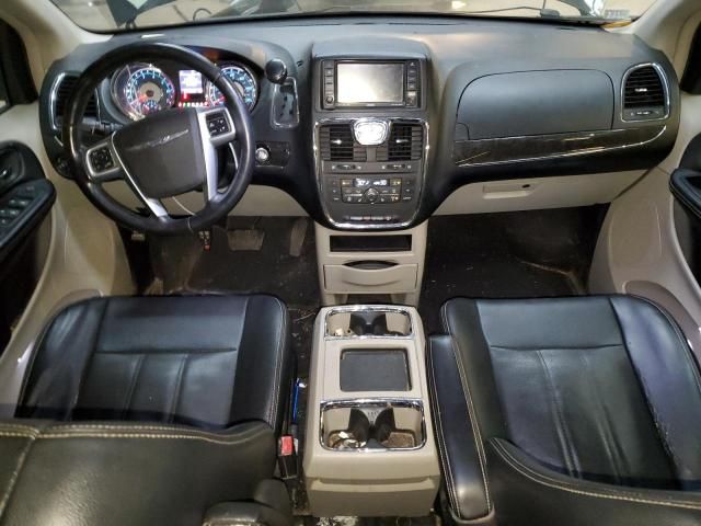 2011 Chrysler Town & Country Touring