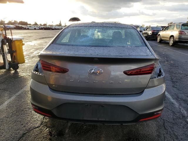 2020 Hyundai Elantra SE