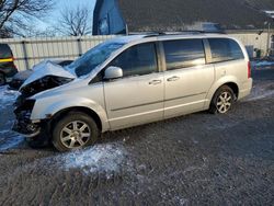 Salvage cars for sale at Davison, MI auction: 2009 Chrysler Town & Country Touring