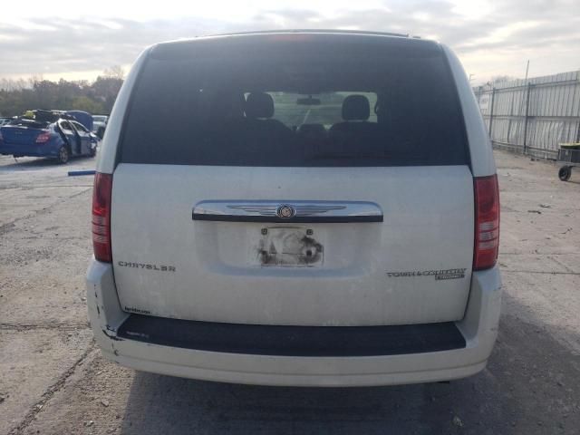 2010 Chrysler Town & Country Touring