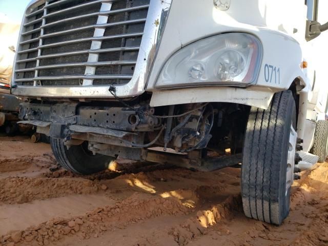 2015 Freightliner Cascadia 125