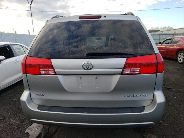 2004 Toyota Sienna CE