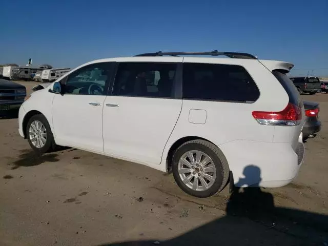 2013 Toyota Sienna XLE