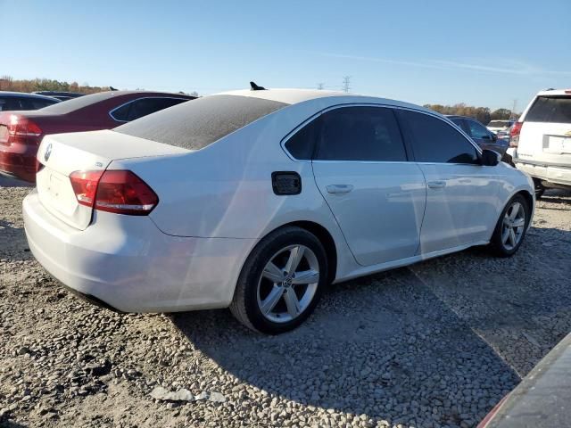 2013 Volkswagen Passat SE