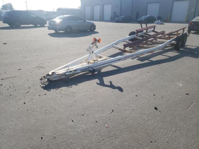 2000 Hert Trailer