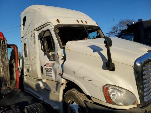 2016 Freightliner Cascadia 125