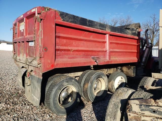 1987 Mack 600 R600