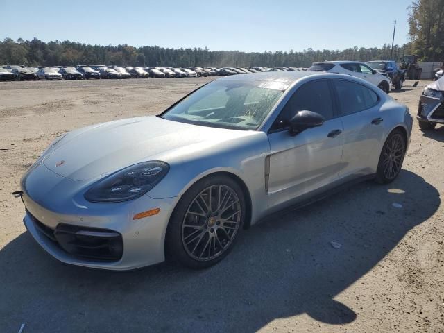 2022 Porsche Panamera Base