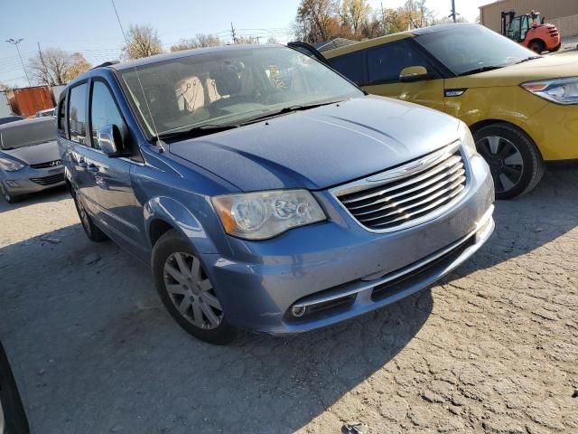 2011 Chrysler Town & Country Touring L