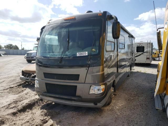 2011 Four Winds 2011 Workhorse Custom Chassis Motorhome Chassis W2