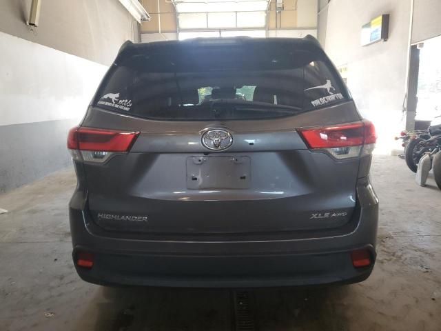 2017 Toyota Highlander SE