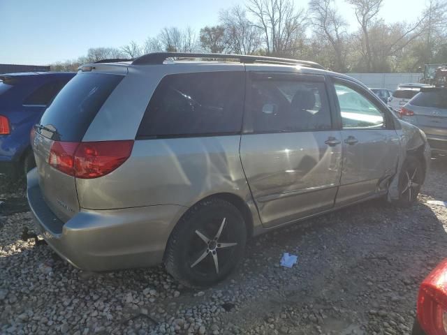 2006 Toyota Sienna XLE