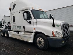Salvage trucks for sale at Woodburn, OR auction: 2009 Freightliner Cascadia 125