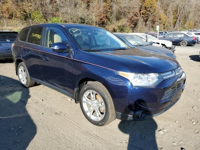 2014 Mitsubishi Outlander SE